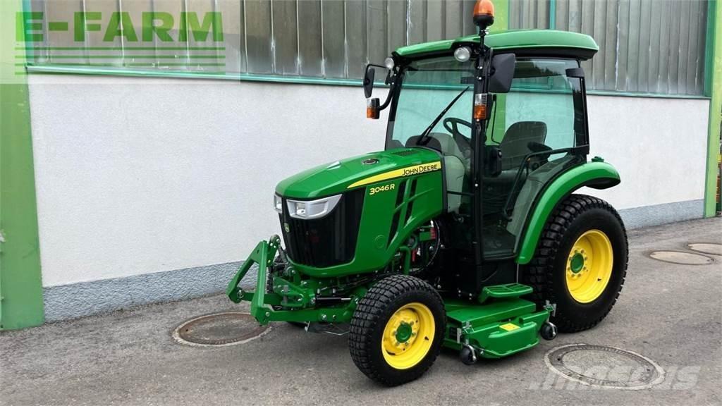 John Deere 3046R Tractores