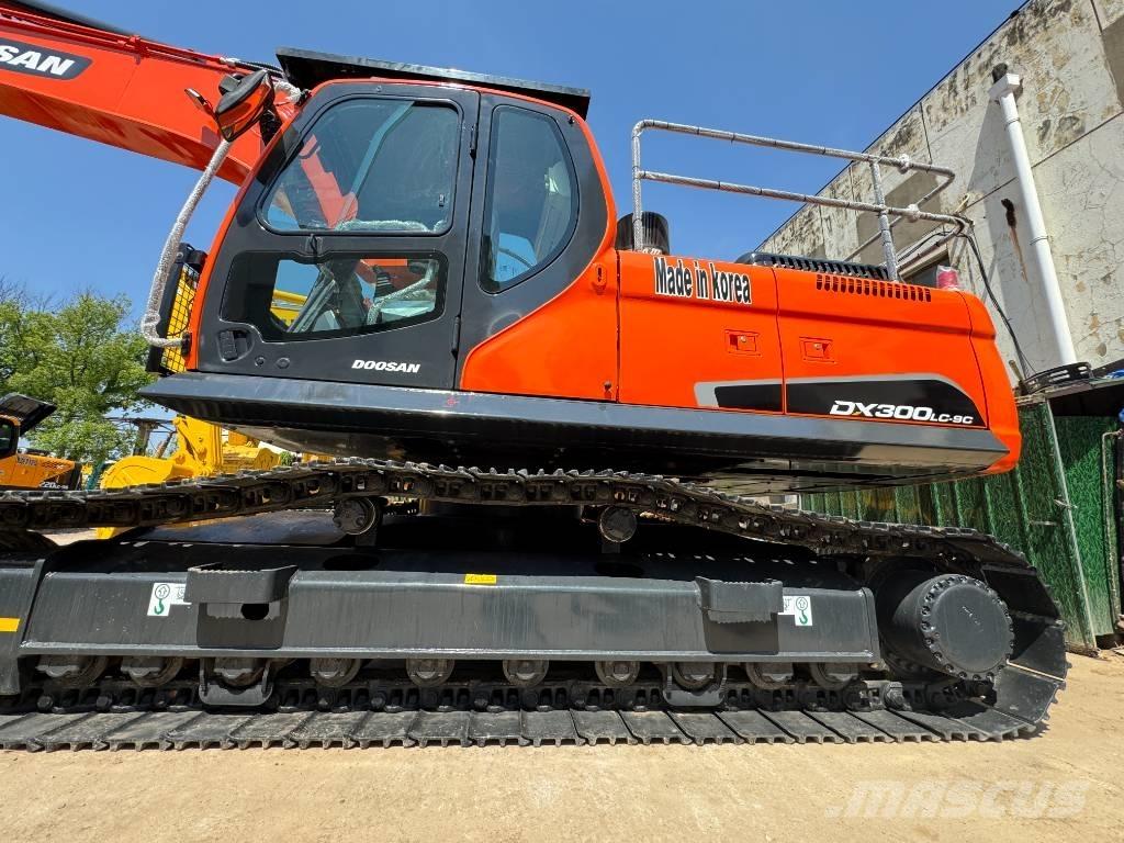 Doosan DX 300 LC-9S Excavadoras de cadenas