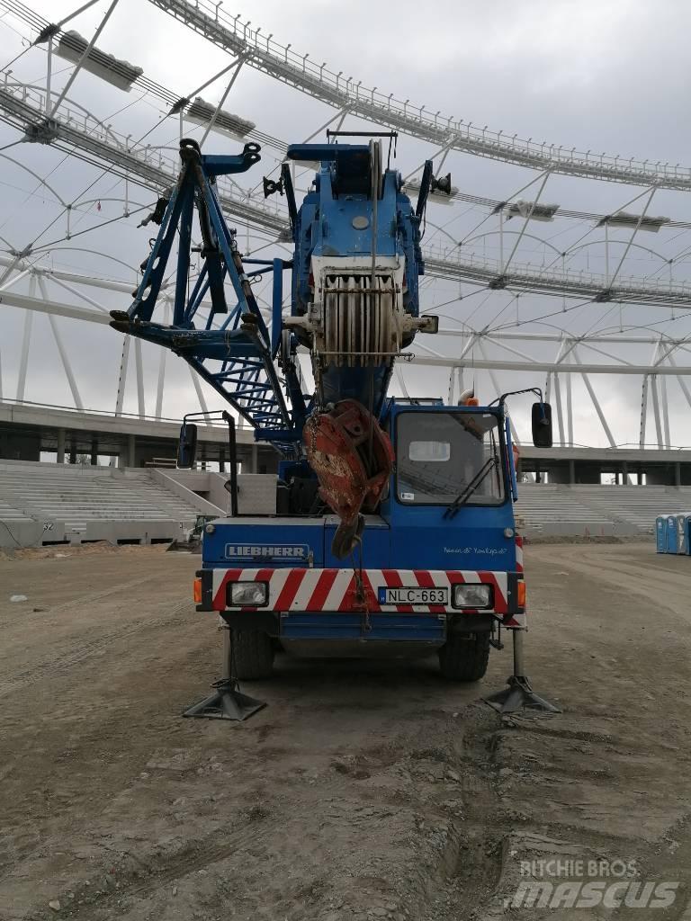 Liebherr LTM 1035 Grúas todo terreno