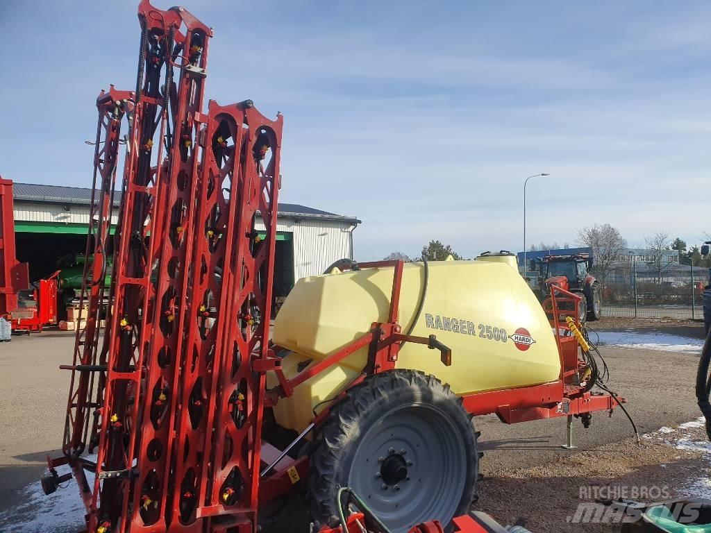 Hardi 2500 Ranger Pulverizadores arrastrados
