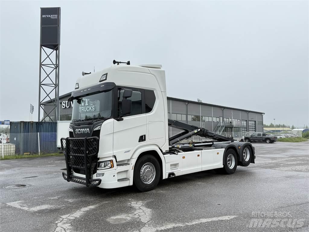 Scania R650 6X2 Camiones polibrazo