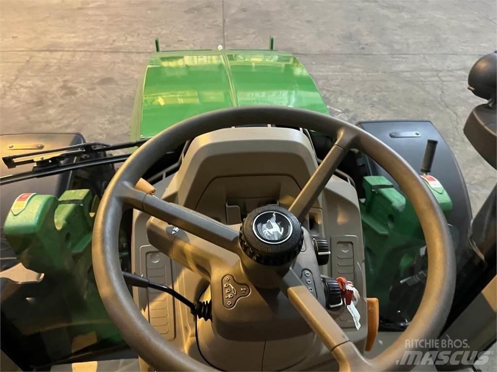 John Deere 6100M Tractores