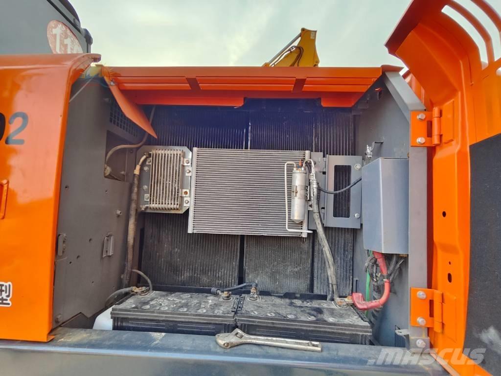 Hitachi ZX 210 Excavadoras de cadenas