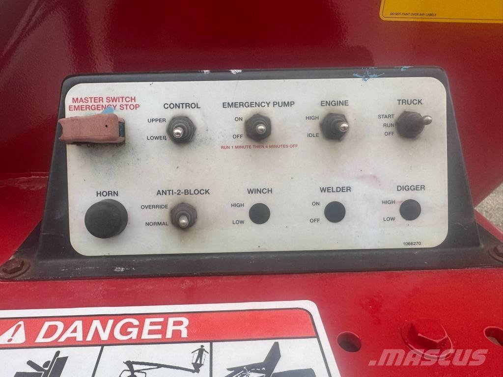 Elliott L60R Camiones grúa