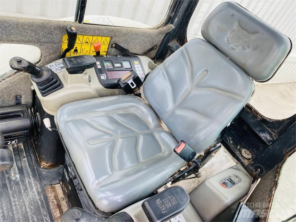 Bobcat 428 Mini excavadoras < 7t