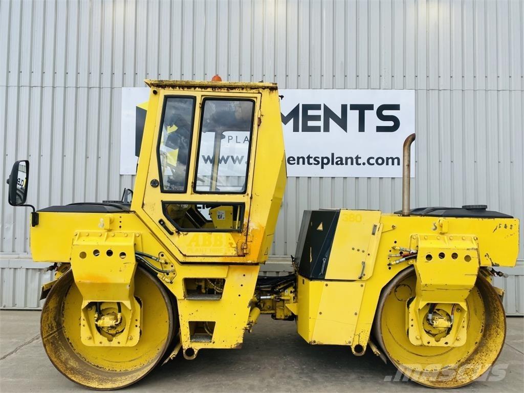 Bomag BW161AD-2 Rodillos de doble tambor