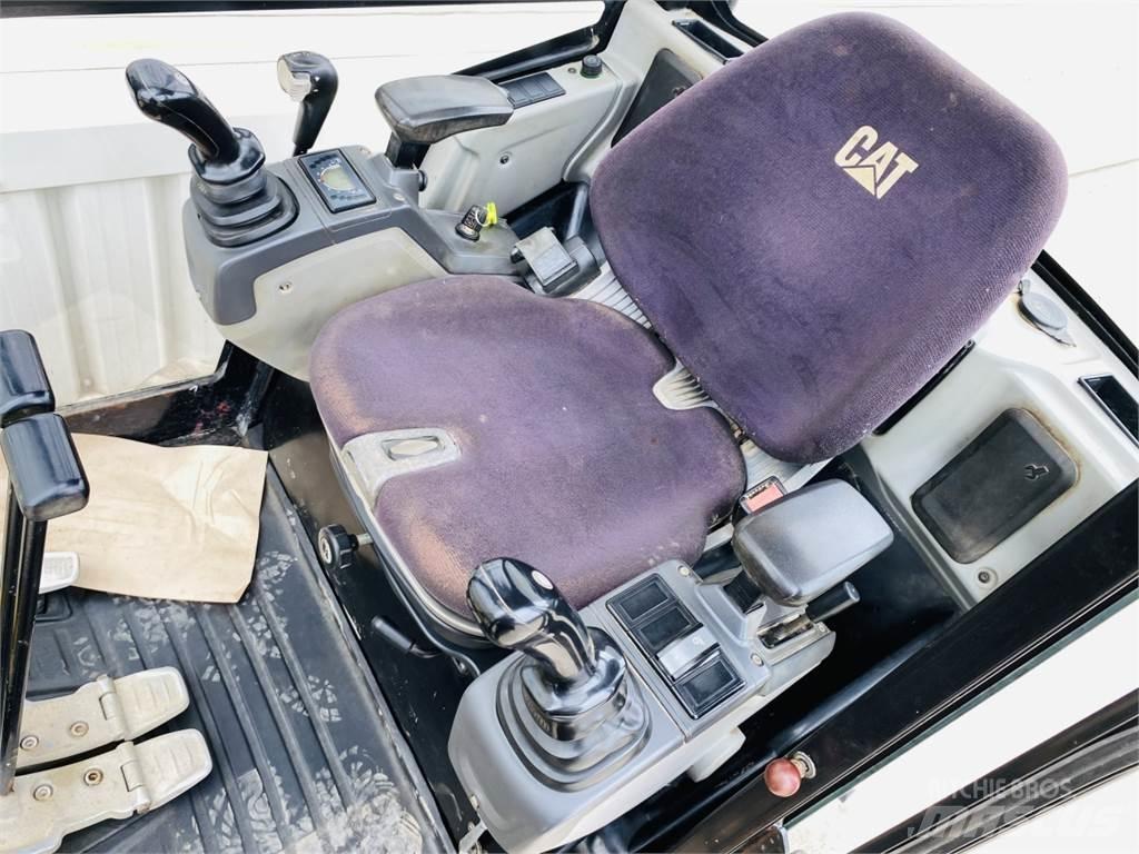 CAT 301.7D Mini excavadoras < 7t