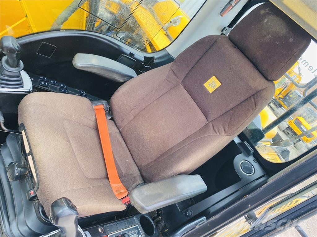JCB JS130LC Excavadoras de cadenas