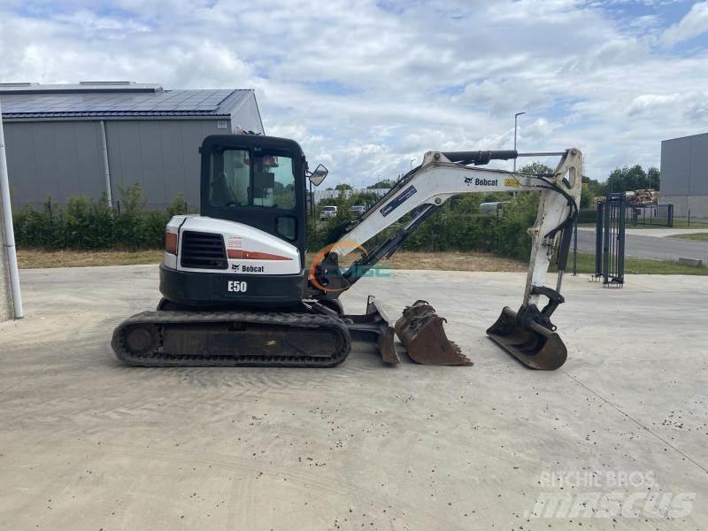 Bobcat E 50 Excavadoras de ruedas