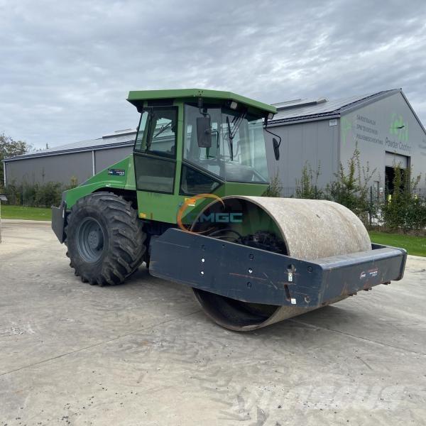 Dynapac CA302D Compactadores de suelo