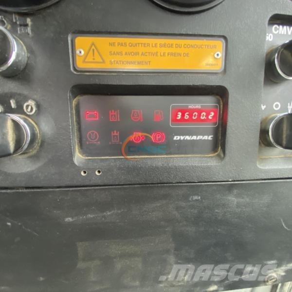 Dynapac CA302D Compactadores de suelo