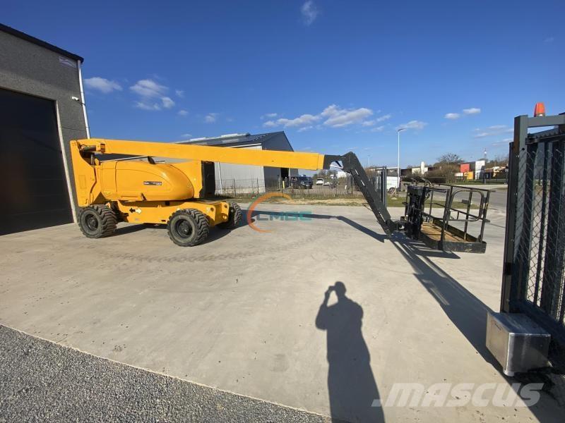 JLG 800AJ Plataforma de trabajo articulada
