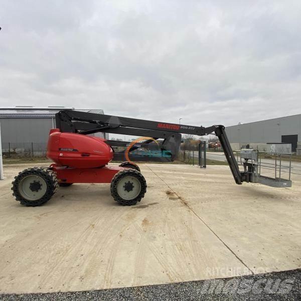 Manitou 200 ATJ Plataforma de trabajo articulada