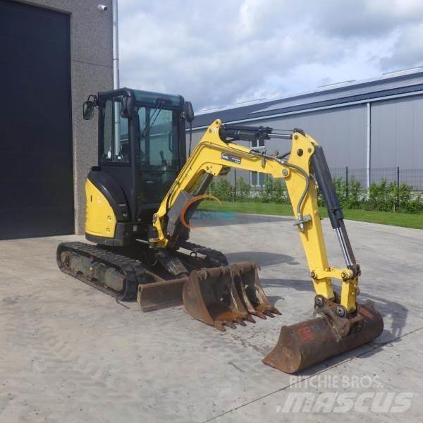 Yanmar VIO 26-6 Excavadoras de ruedas
