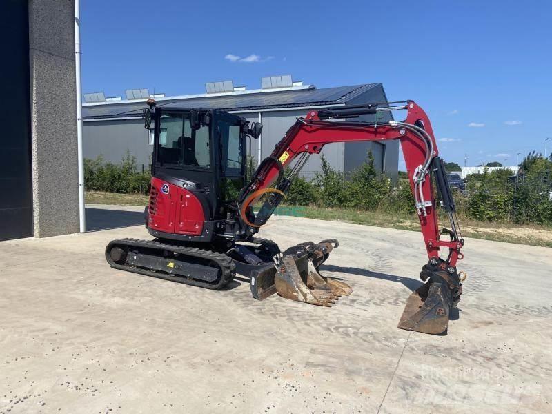 Yanmar VIO38-6 Excavadoras de ruedas