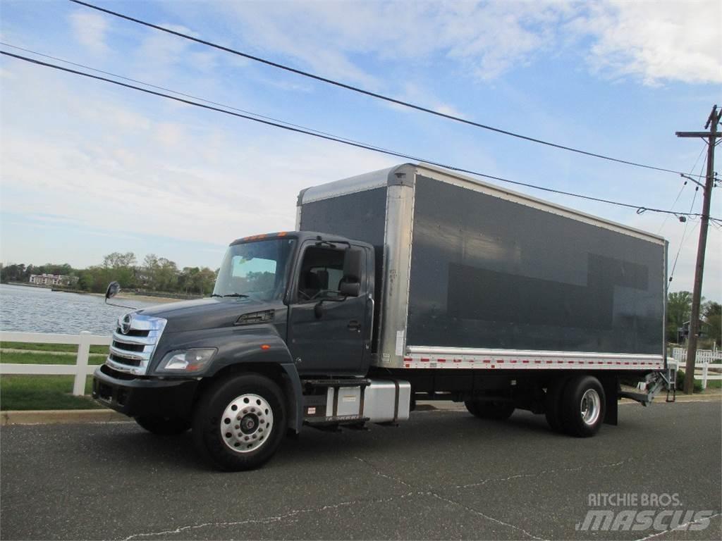 Hino 268 Camiones caja cerrada