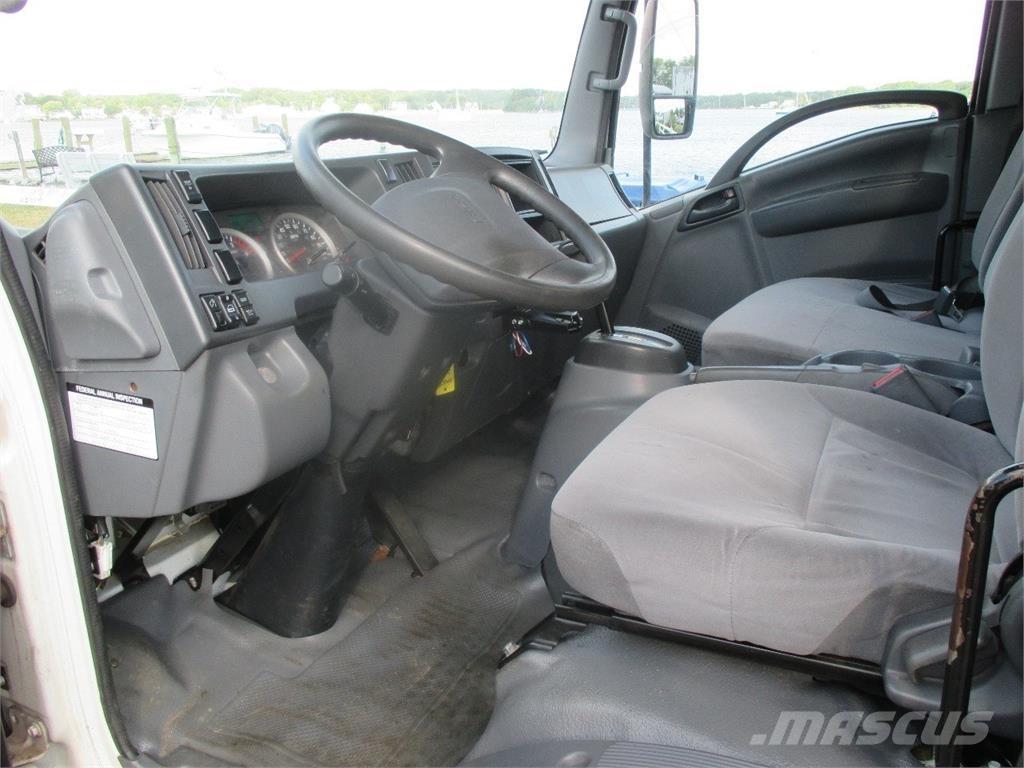 Isuzu NQR Otros camiones