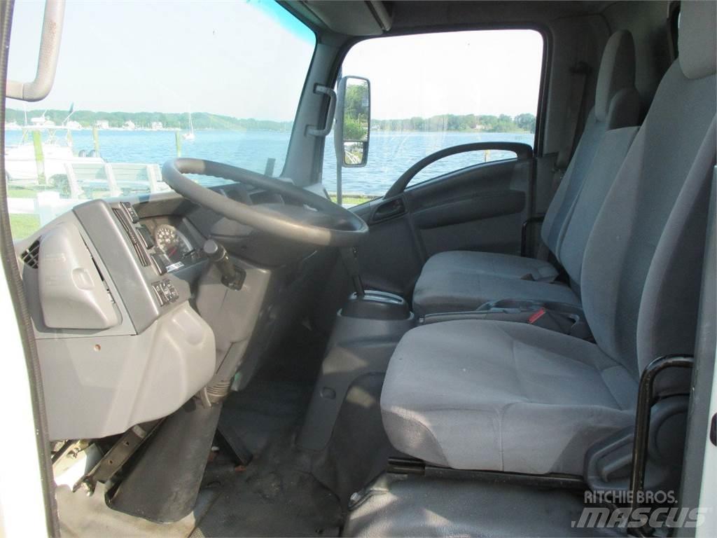 Isuzu NRR Isotermos y frigoríficos