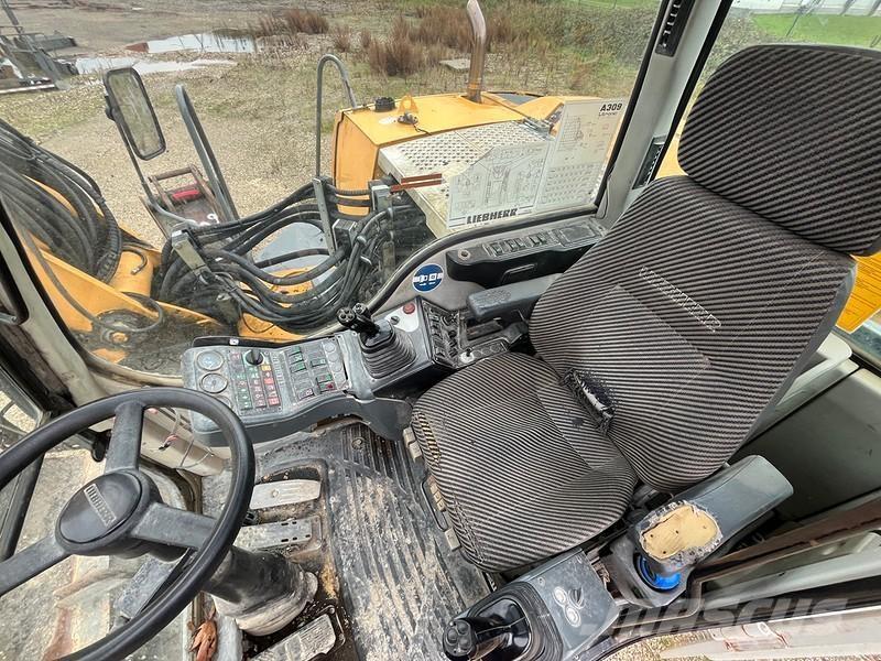 Liebherr A309 Excavadoras de ruedas