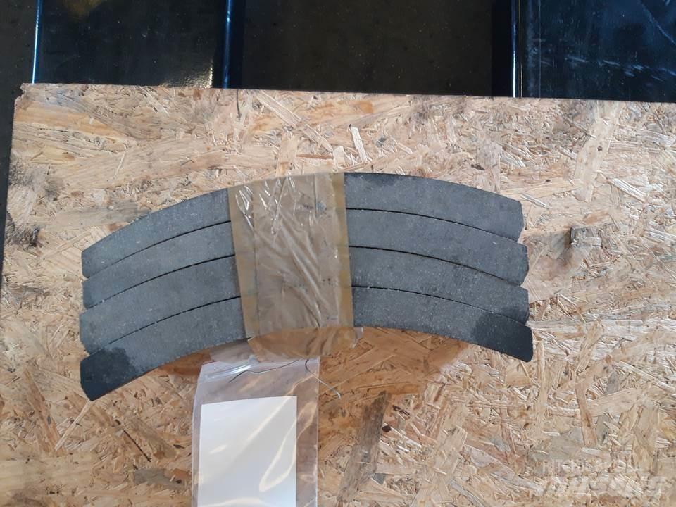 CAT 966C Cadenas, orugas y chasis