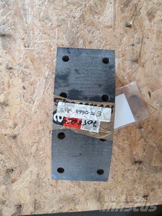 CAT 966C Cadenas, orugas y chasis