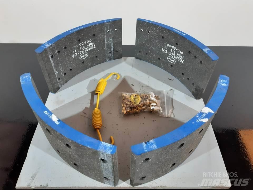 CAT 966D Cadenas, orugas y chasis