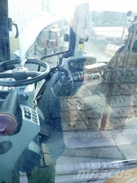 CAT 432 F2 Retrocargadoras