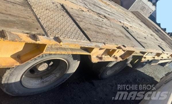 Goldhofer TU3 24/80 Plataforma plana/laterales abatibles