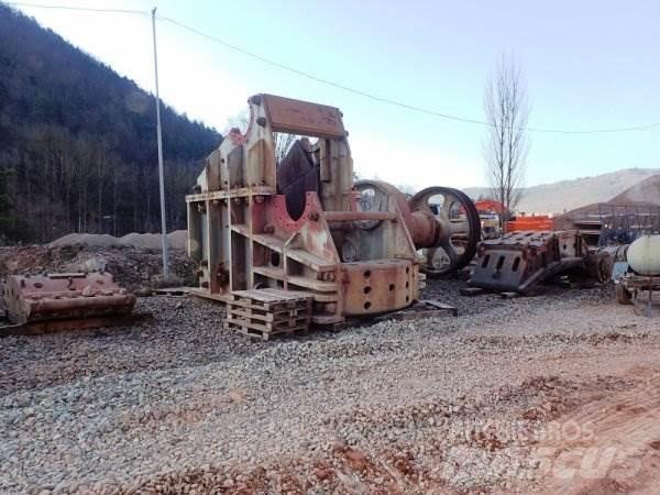  _JINÉ CZ) DCD - 4706 Trituradoras