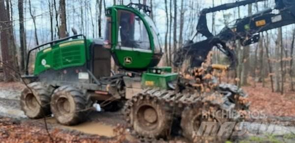 John Deere 1270 G 8W Talador apilador