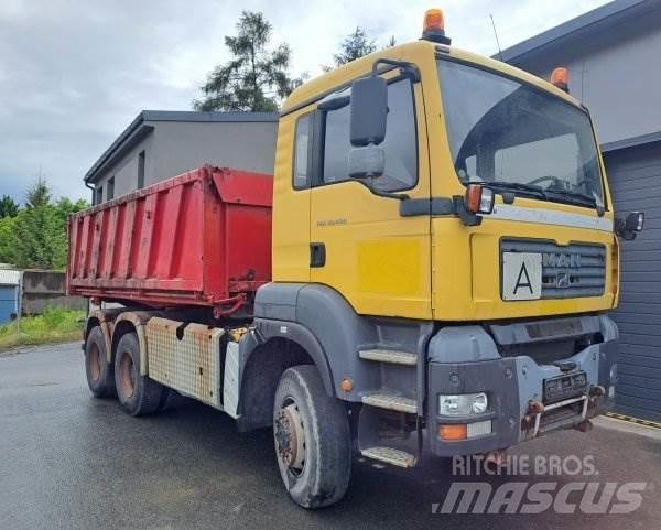MAN TGA 33.430 Camiones bañeras basculantes o volquetes
