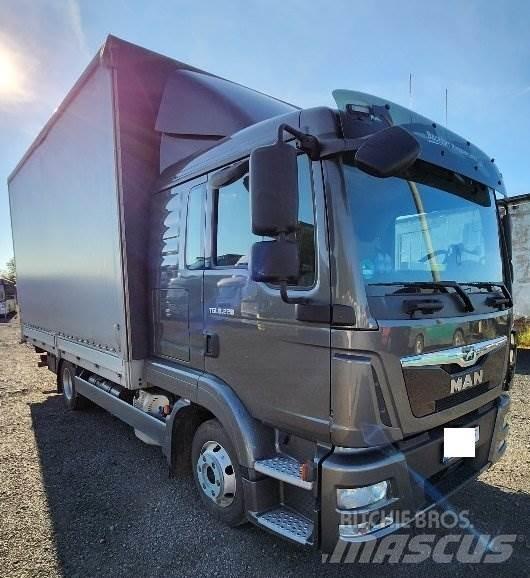 MAN TGL 8.220 Camiones plataforma