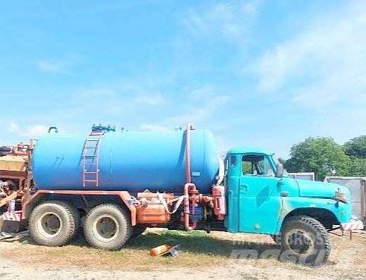 Tatra 148 CAS 10 Camiones cisterna