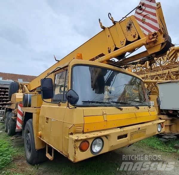 Tatra 815 +ČKD - AD 28 Camiones grúa