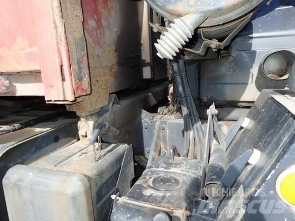Tatra T 815 Camiones bañeras basculantes o volquetes