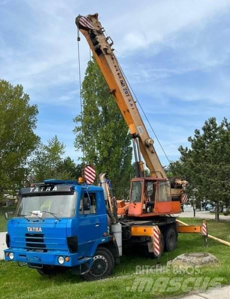 Tatra T815 +(ČKD) AD 20 Camiones grúa
