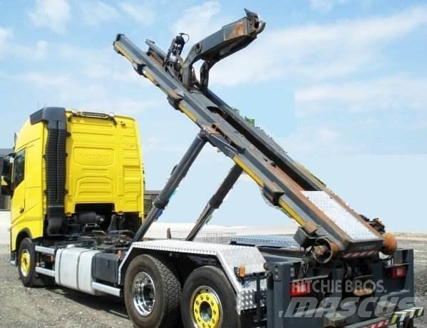 Volvo 500 +Combi-Lift Camiones polibrazo
