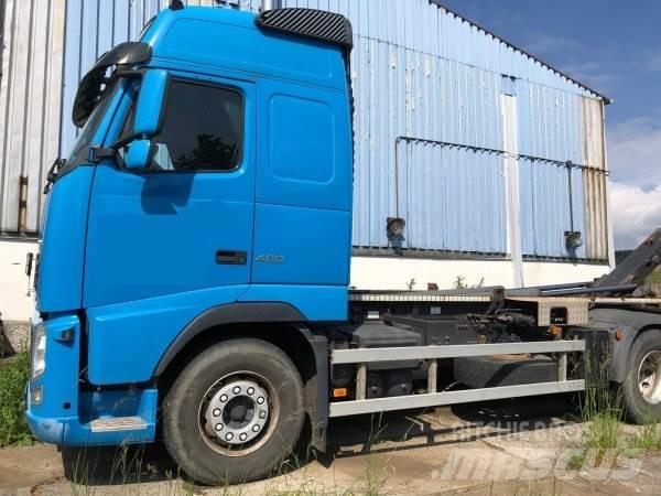 Volvo FH460 +Gergen Camiones polibrazo