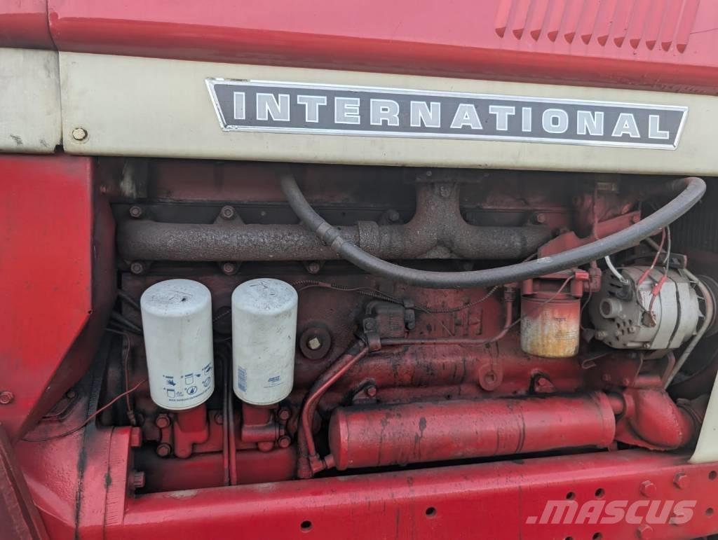 International 966 Tractores