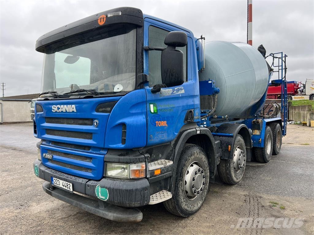 Scania P 380 8X4 Camiones chasis