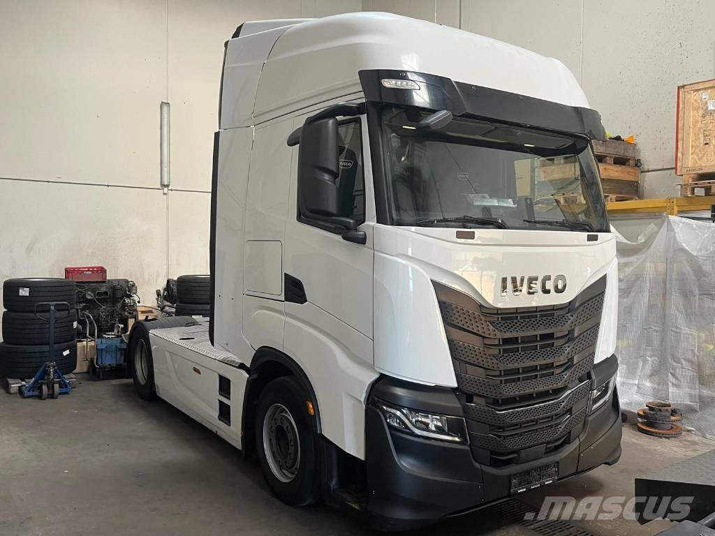 Iveco S-Way AS 440 Cabezas tractoras