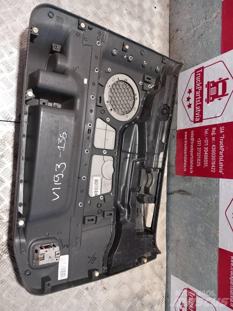 Volvo FH 12 20584915 Cabinas e interior