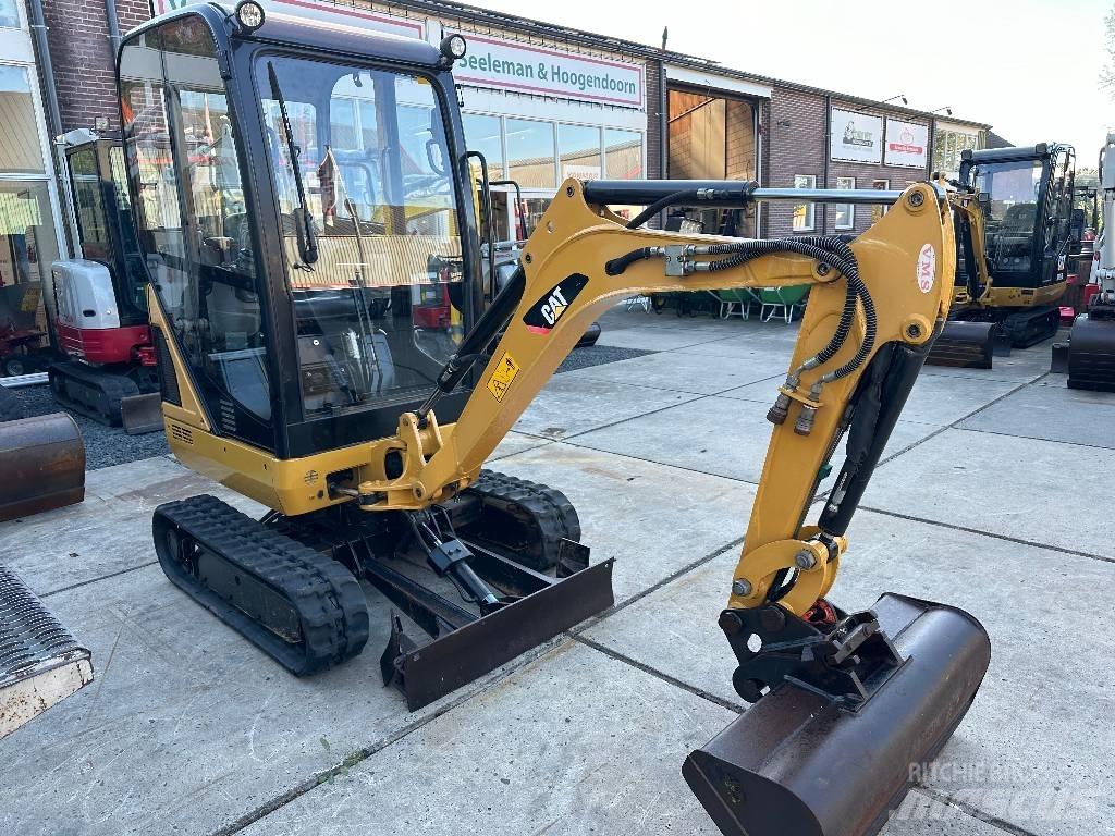 CAT 301.4 C Mini excavadoras < 7t