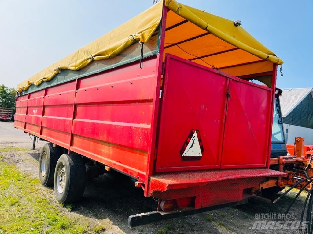 Hvamø 12 m grisevogn Otros remolques