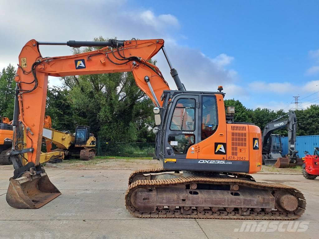 Doosan DX 235 LCR-5 Excavadoras de cadenas