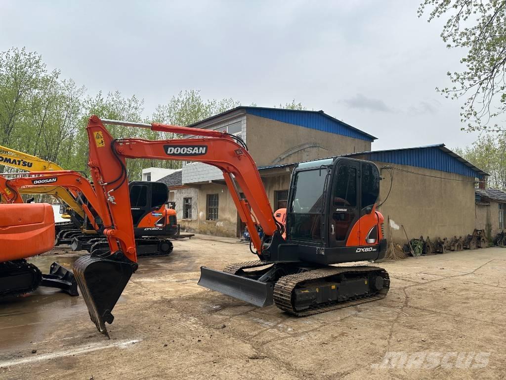 Doosan DX60 Excavadoras de cadenas