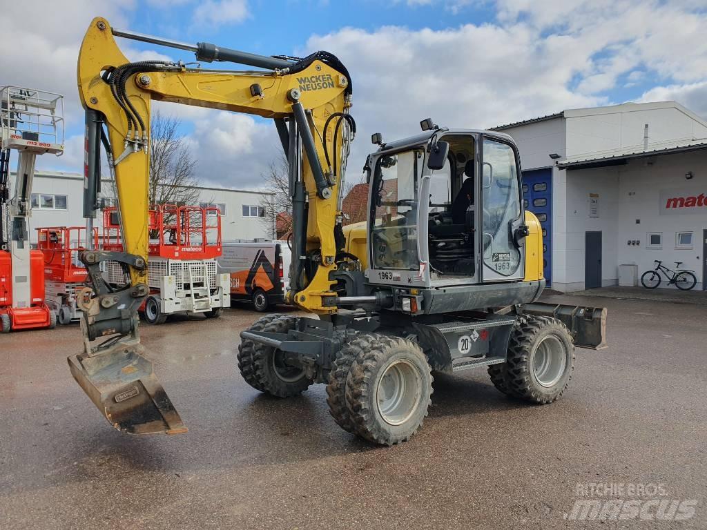 Wacker Neuson EW100 Excavadoras de ruedas
