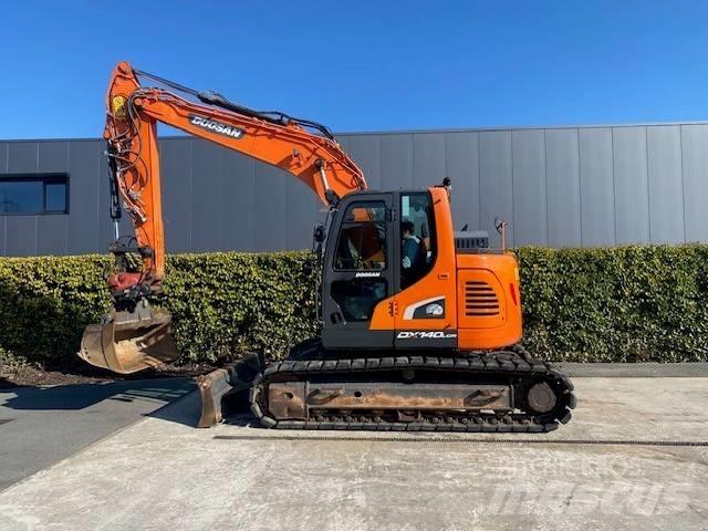 Doosan DX140 LCR-5 Excavadoras de cadenas