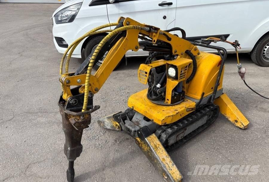 Brokk 50 Excavadoras de demolición