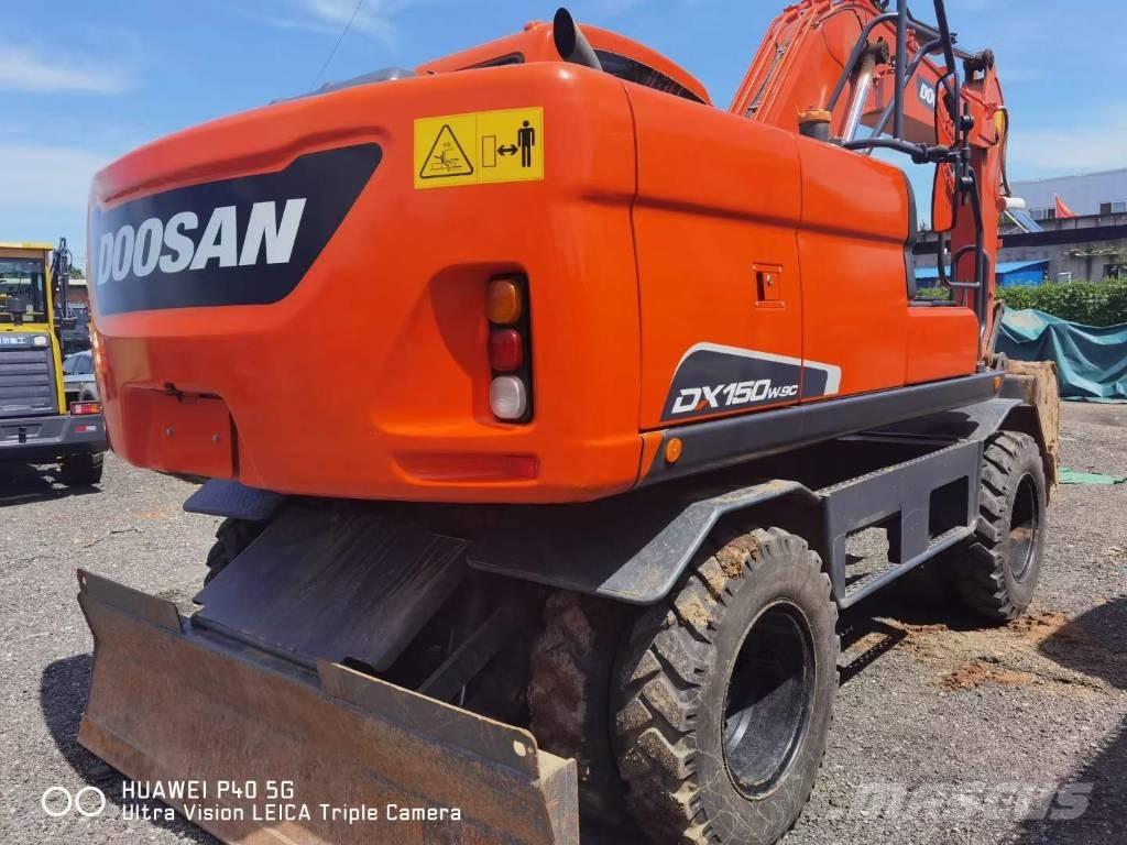 Doosan DX150W-9C Excavadoras de ruedas